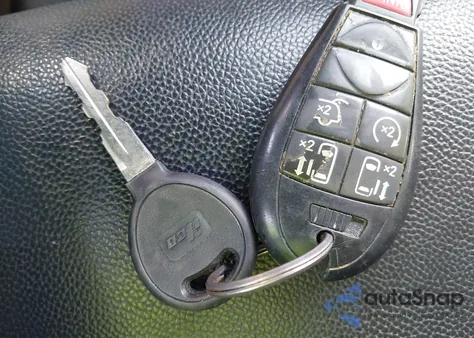 2012 Chrysler Town & Country Touring-L from USA, damaged, VIN 2C4RC1CG9CR233348